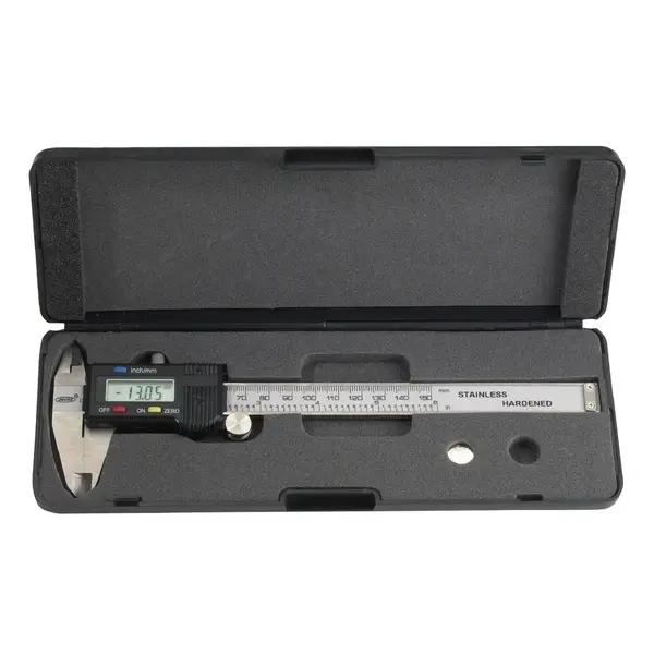 Bahco digitalt skjutmått i förvaringsetui med LCD-display för exakt mätning av inner-, ytter- och djupmått inom verkstad och industri.