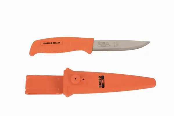 Bahco arbetskniv med orange ergonomiskt handtag och skyddshölje, robust kniv för bygg, snickeri och professionellt bruk.